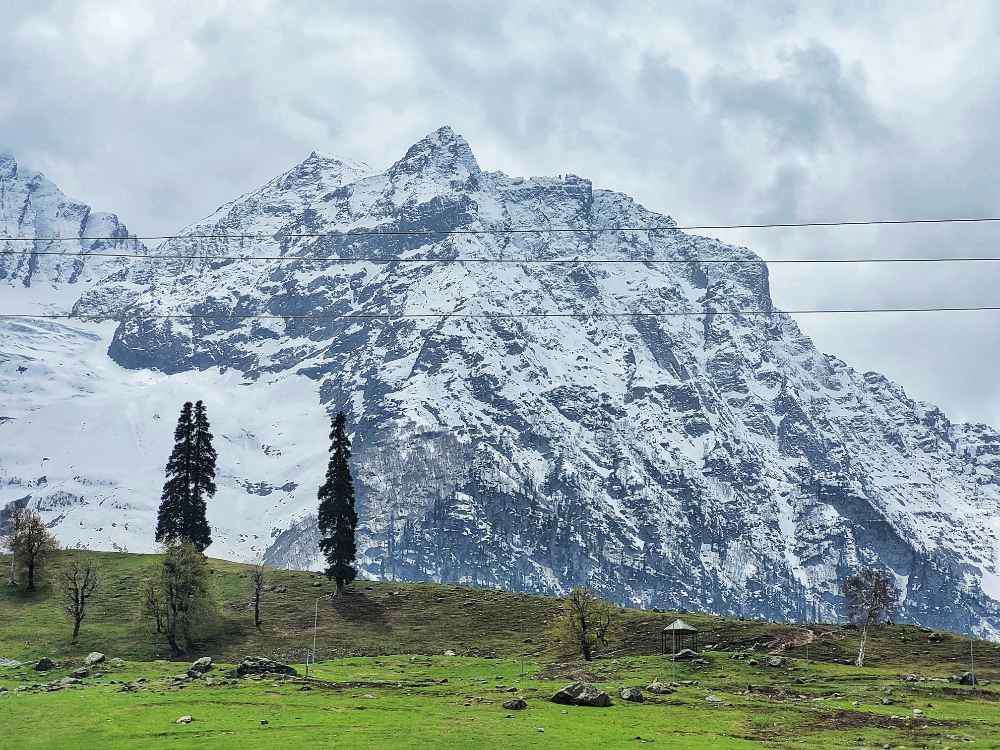 Enchanting Kashmir Escape Day Journey into Paradise