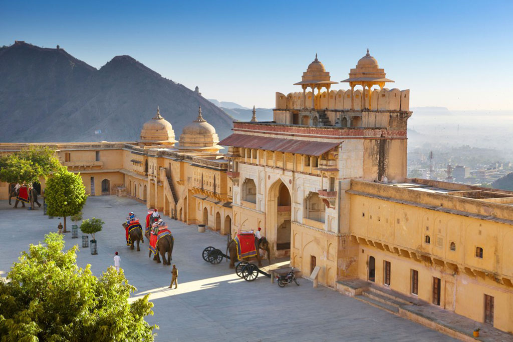 Discover the Regal Charms of Rajasthan: A 5-Day Journey